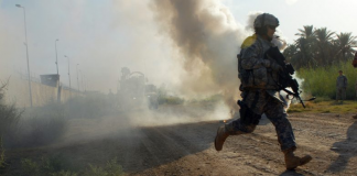 Embaixada dos EUA encerrada após ataque no Iraque