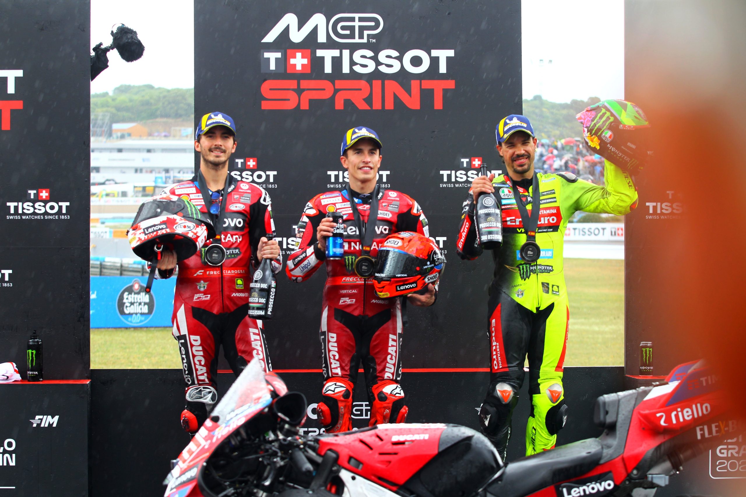 MotoGP™ ESTRELLA GALICIA 0,0 GRAND PRIX OF SPAIN | Marc Marquez e Pecco Bagnaia dão dobradinha à Ducati na Tissot Sprint