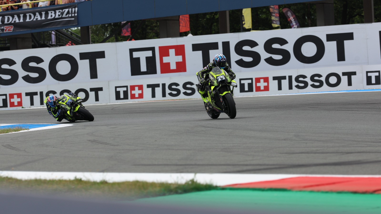 MotoGP™ TISSOT GRAND PRIX OF THE NETHERLANDS | SuperFile Trackhouse MotoGP conquista do 1º e 2º lugar no TT Circuit de Assen